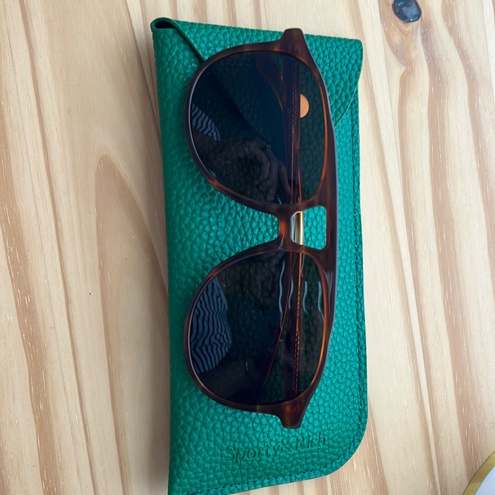 COPY - Sporty & Rich Frame N.03 - Havana Aviator Sunglasses